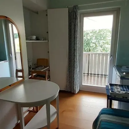 Apartment Il Giardino Colico